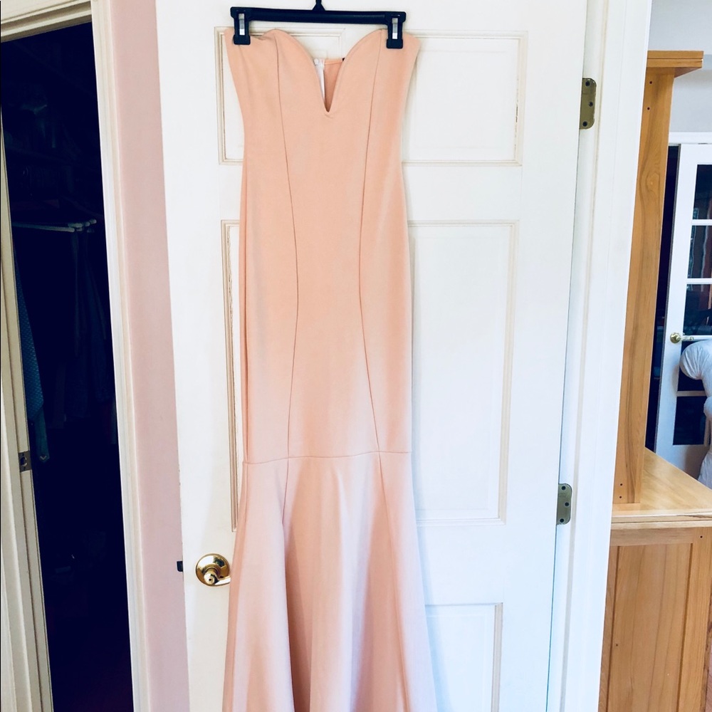Light pink mermaid style, long dress! Size Small!